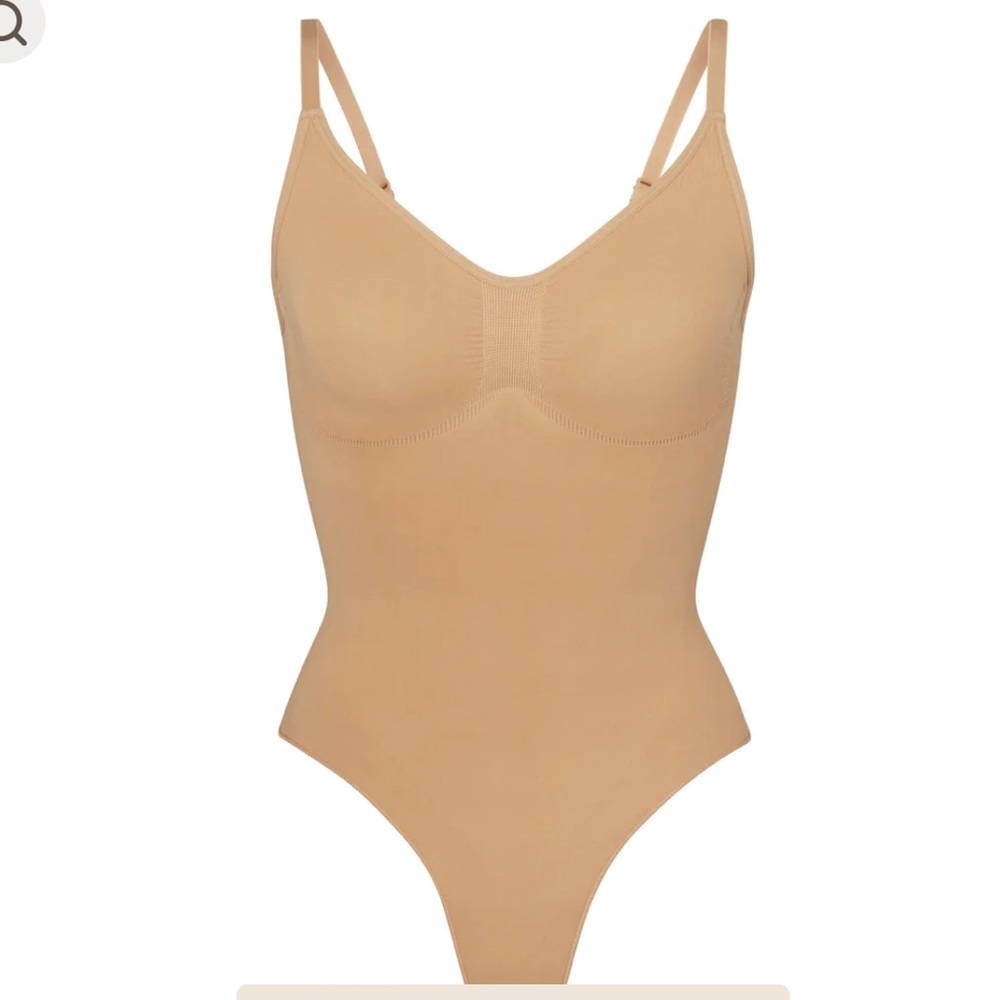 NEW SKIMS Seamless Sculpt Thong Bodysuit